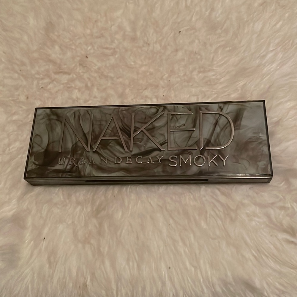 Urban Decay Naked Smokey Eyeshadow Palette